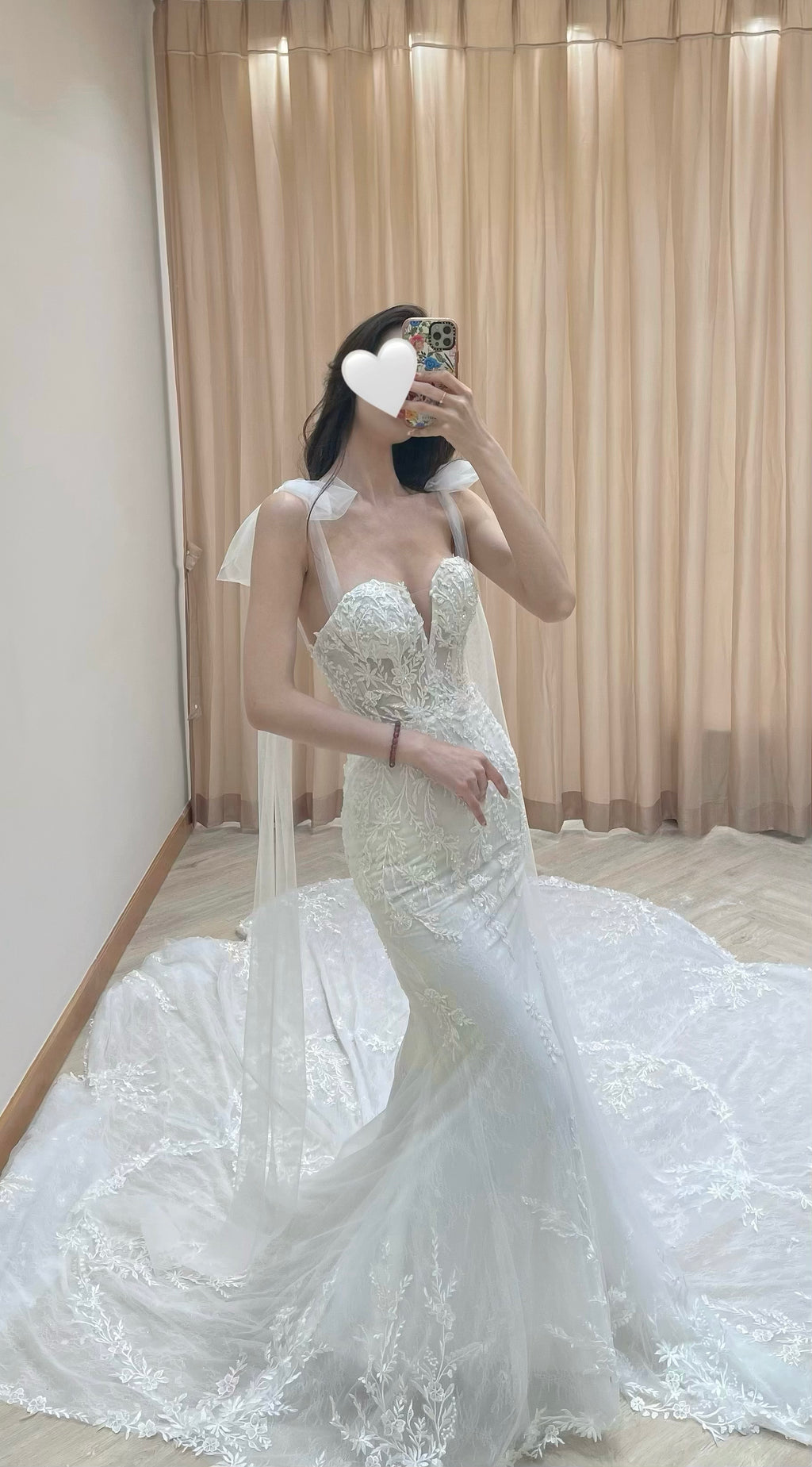 Convertible 3-in-1 Floral Lace Mermaid Wedding Dress with Plunging Sweetheart Neckline and Detachable Sleeves / Straps