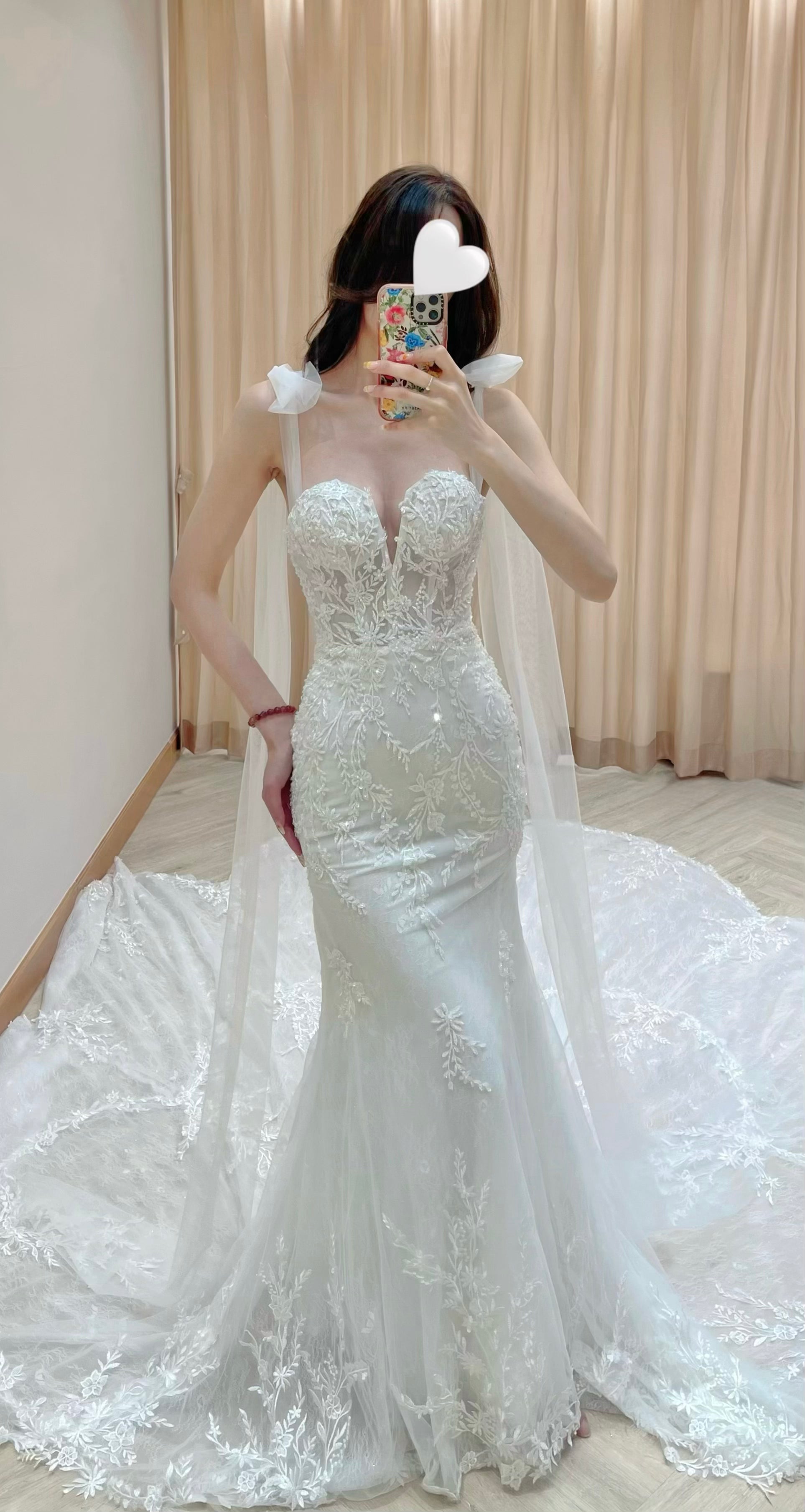 Convertible 3-in-1 Floral Lace Mermaid Wedding Dress with Plunging Sweetheart Neckline and Detachable Sleeves / Straps