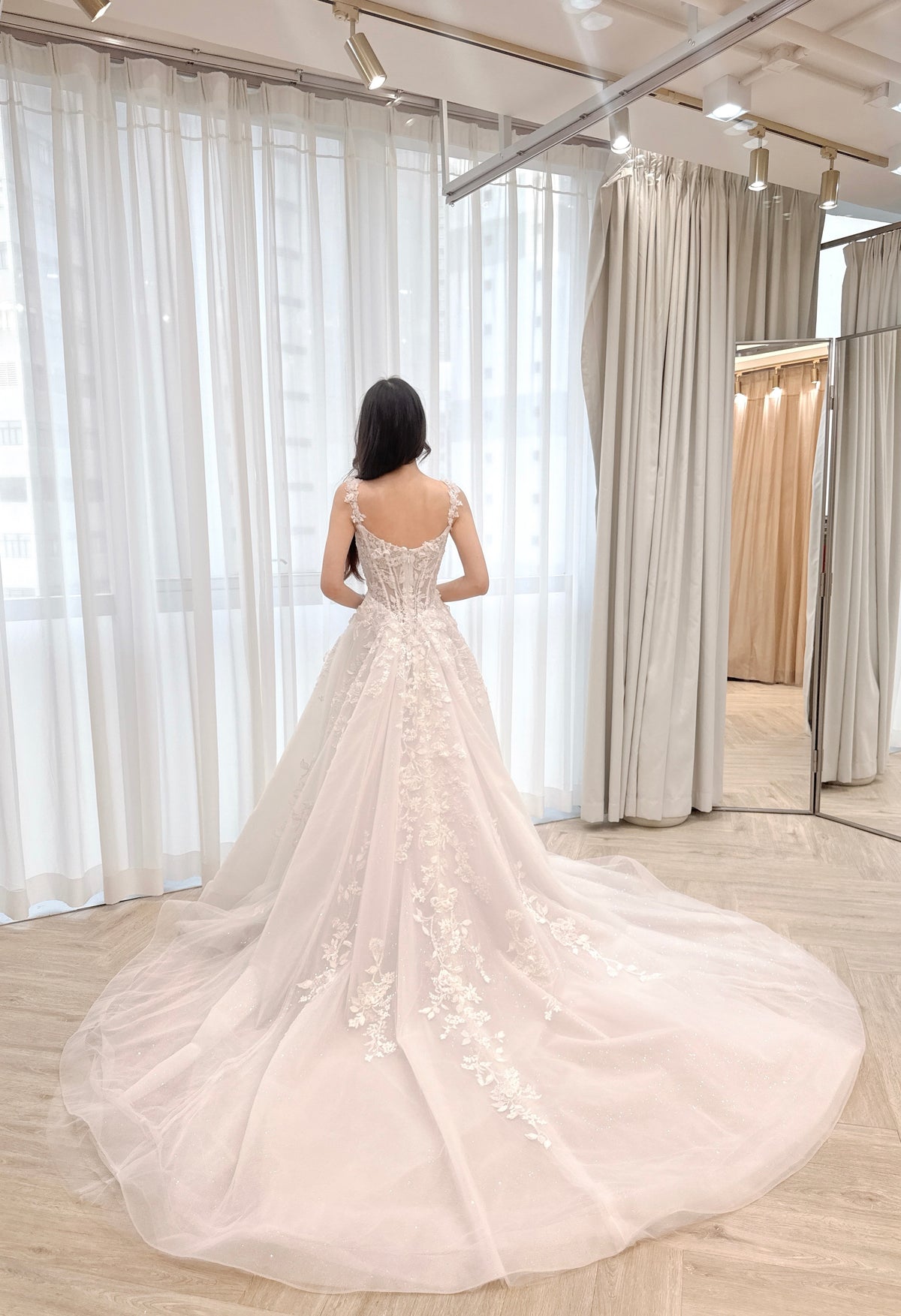 Two-way Embellished Corset Ball Gown Wedding Dress